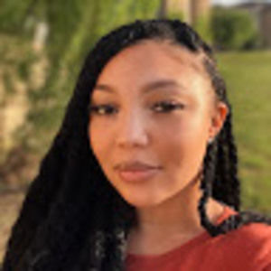 Meet your Posher, Sheena